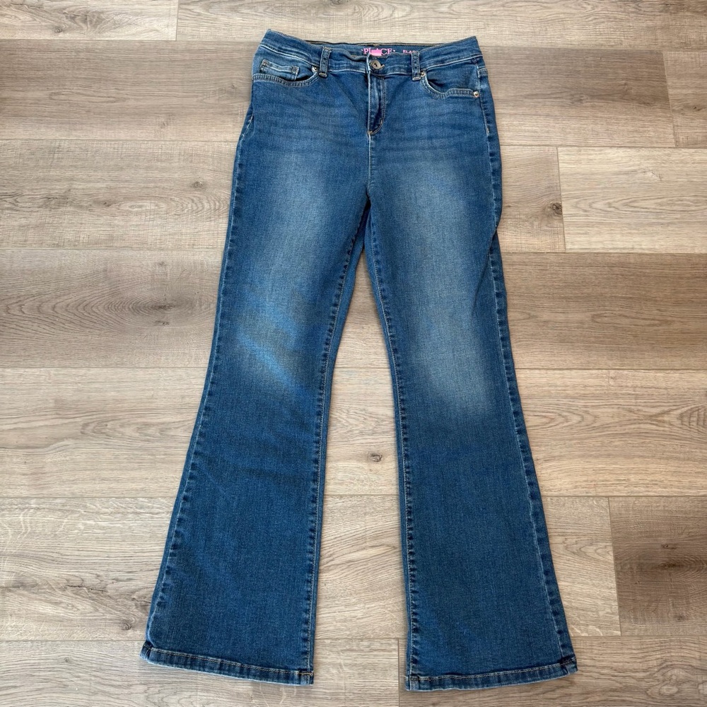 3/27$ Girls blue flare jeans size 16